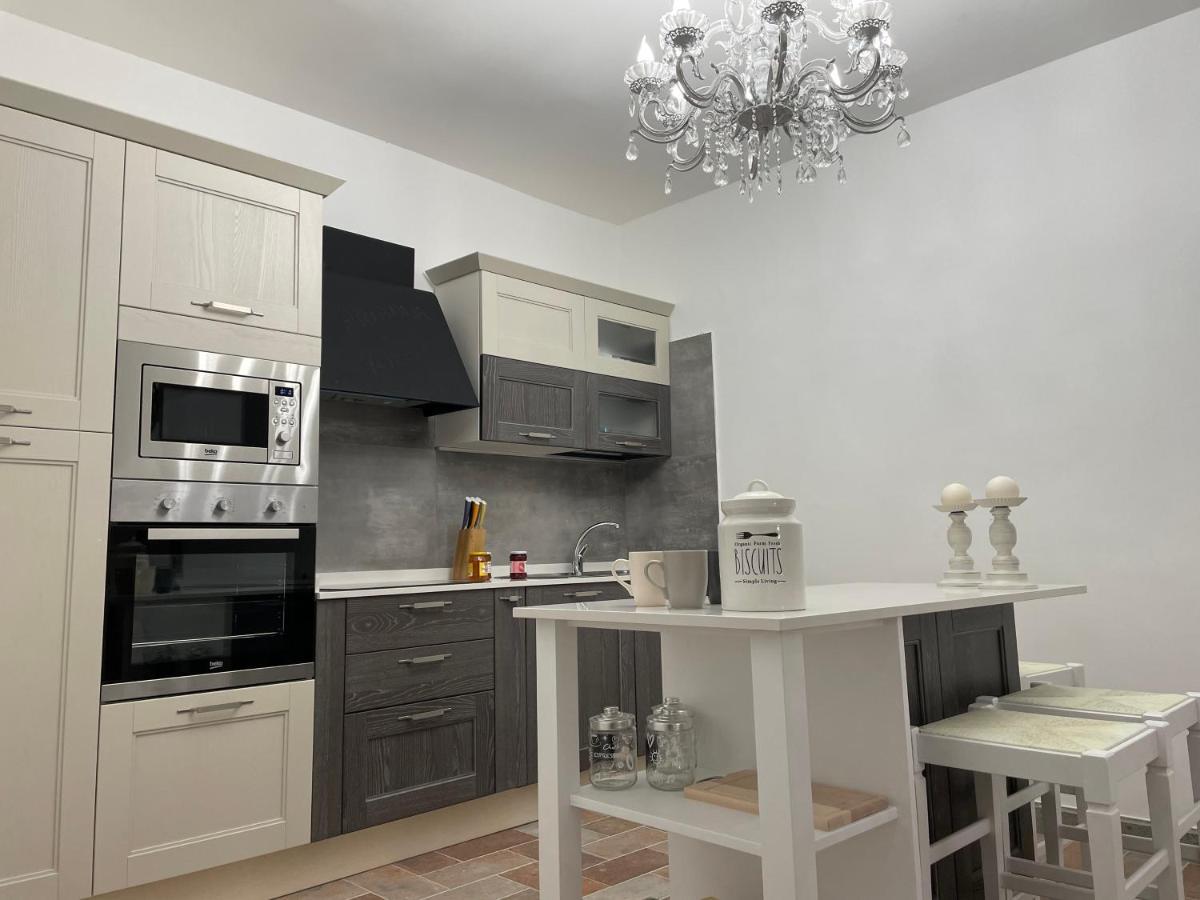 Luxury Villa Arianna Tarano Eksteriør billede