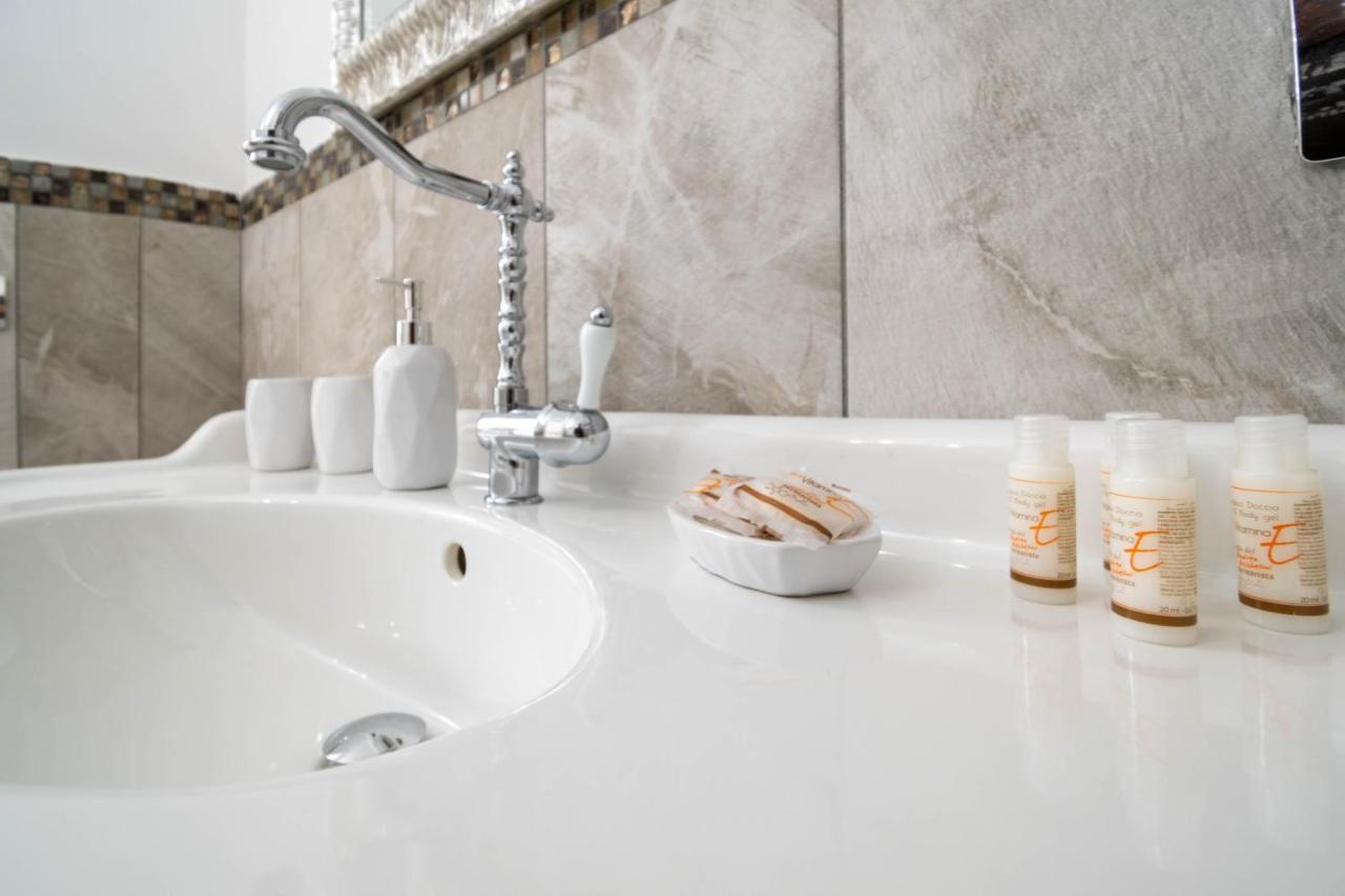 Luxury Villa Arianna Tarano Eksteriør billede