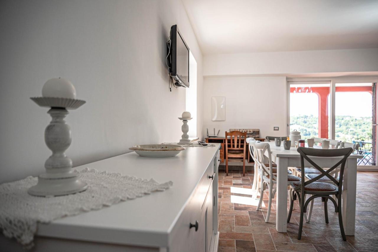 Luxury Villa Arianna Tarano Eksteriør billede
