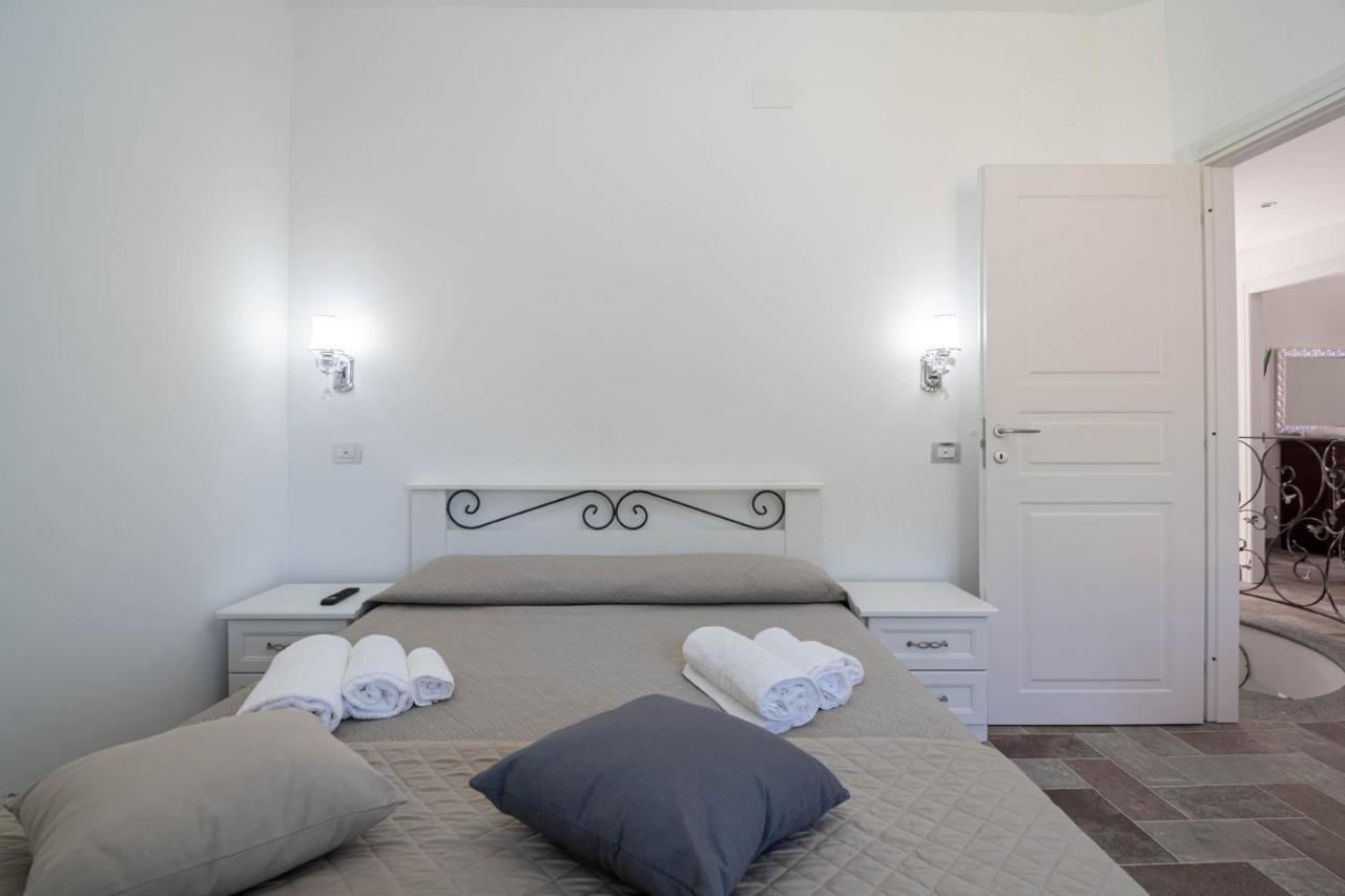 Luxury Villa Arianna Tarano Eksteriør billede