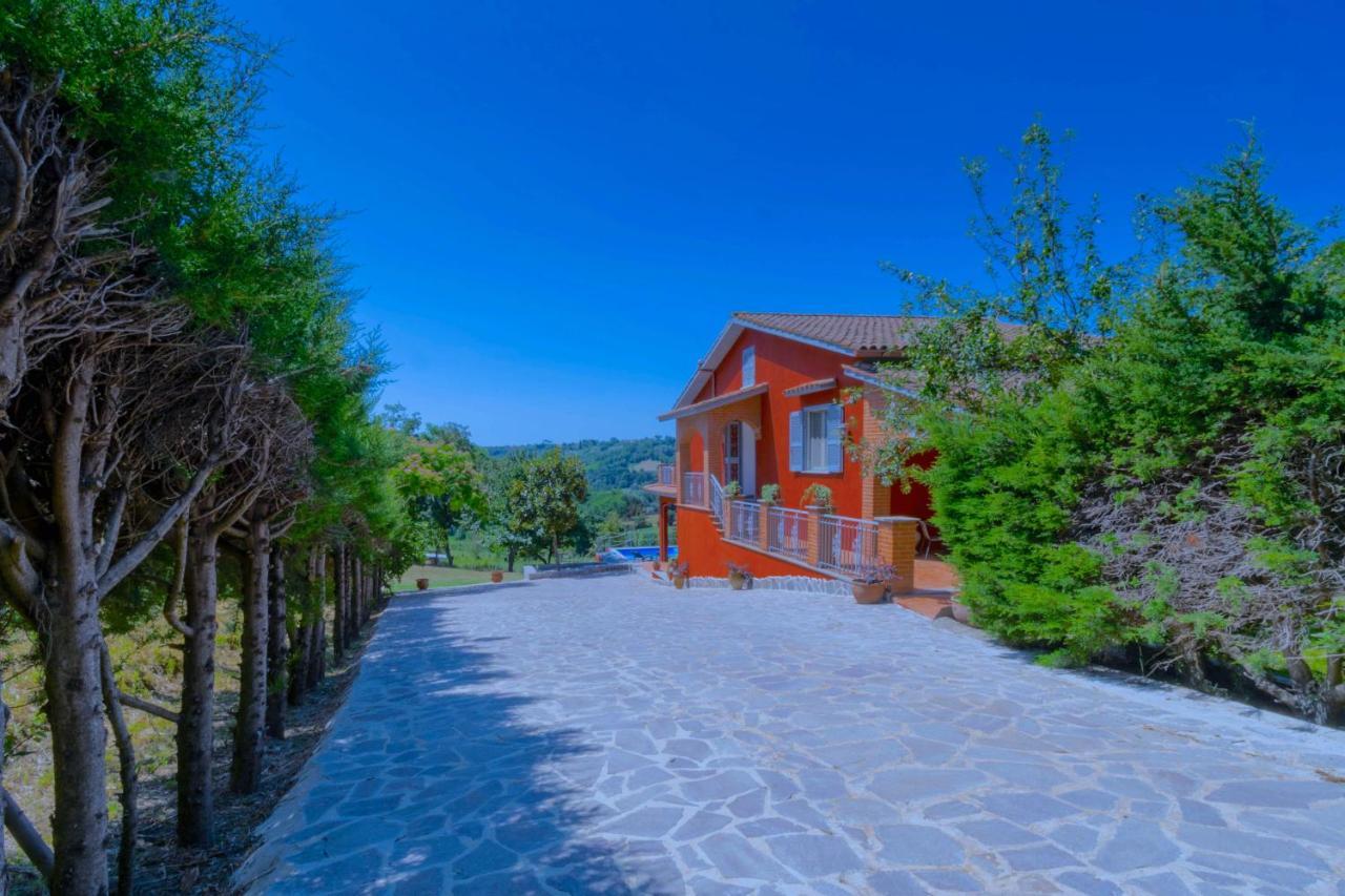 Luxury Villa Arianna Tarano Eksteriør billede